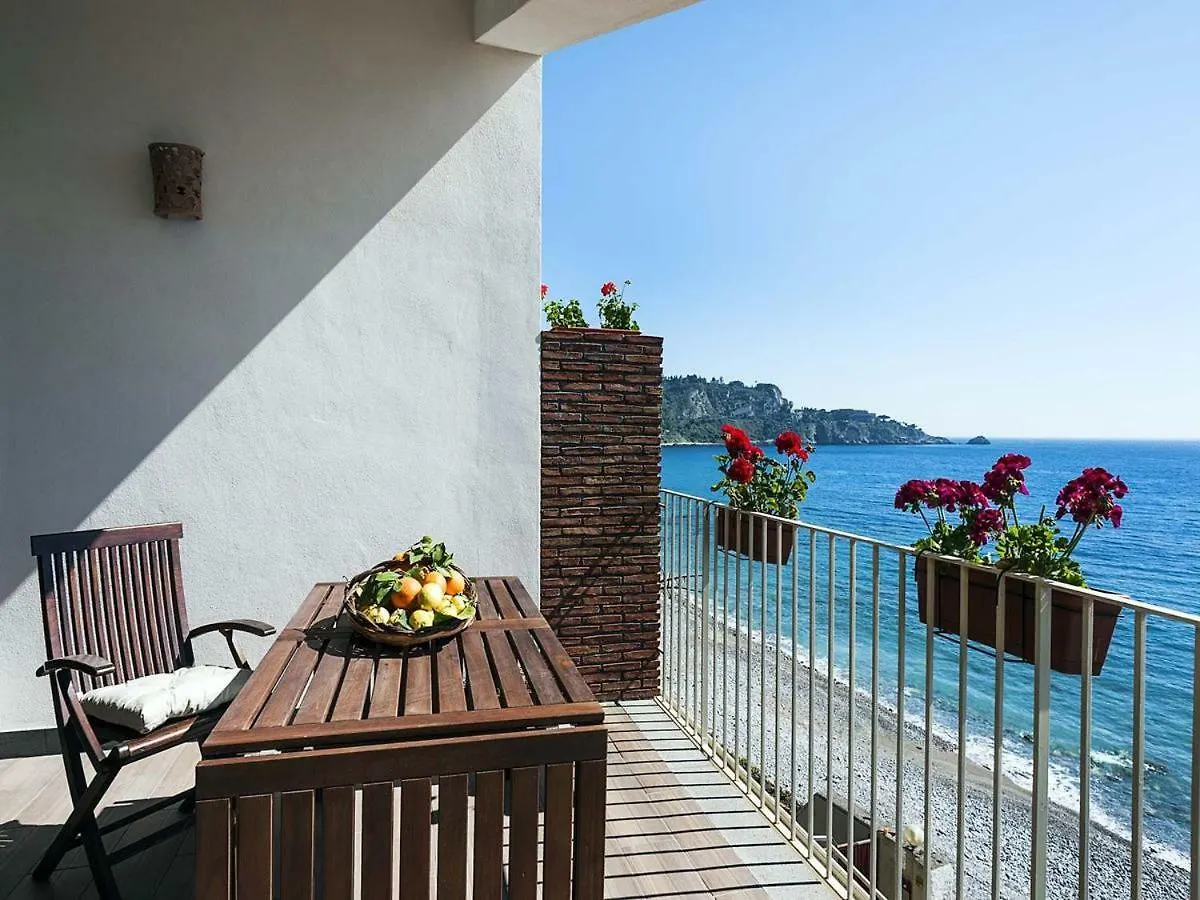 Taormina Stationhouse Apartment 0*,  Italy